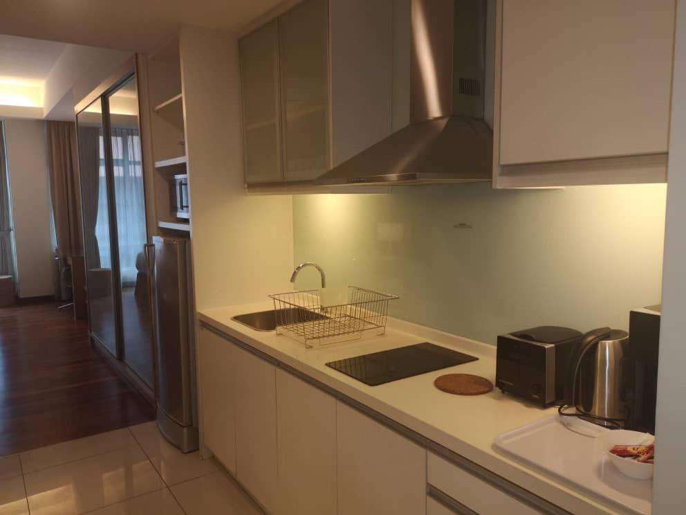 Cormar Suites Куала Лумпур Екстериор снимка